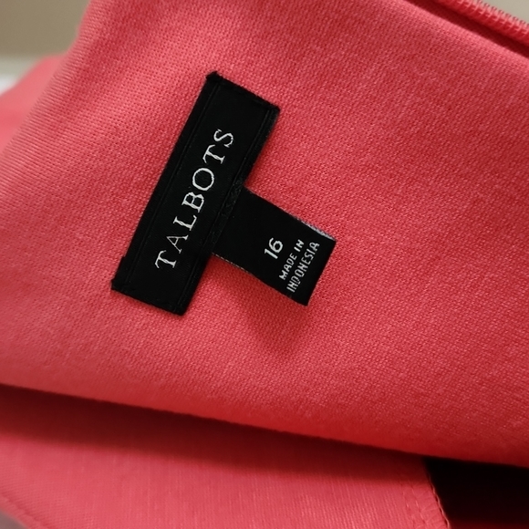 DRESS - Picture 8 of 8